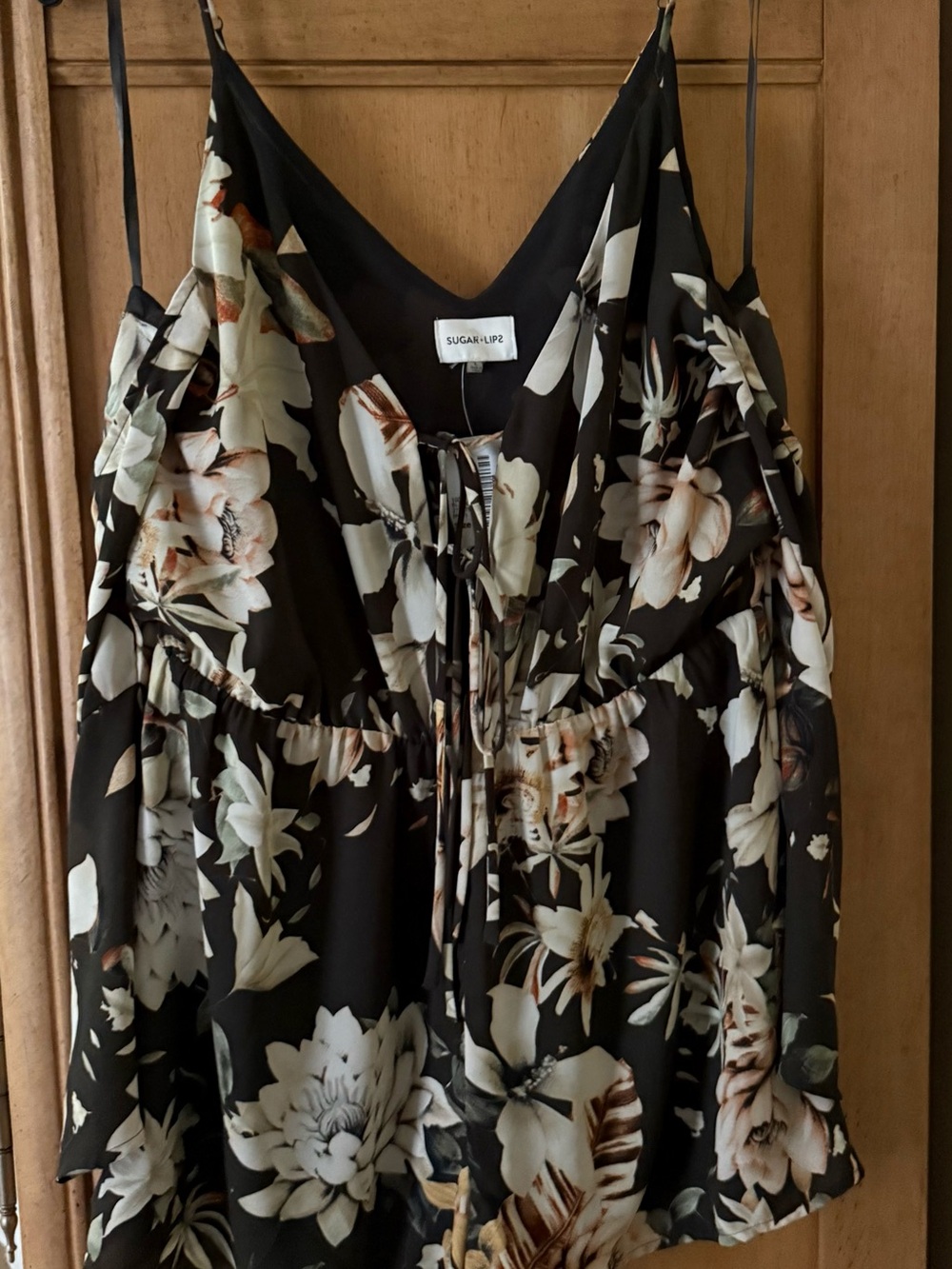 South Moon Under Sugar Lips Cold Shoulder Romper - NWT - Ladies Large